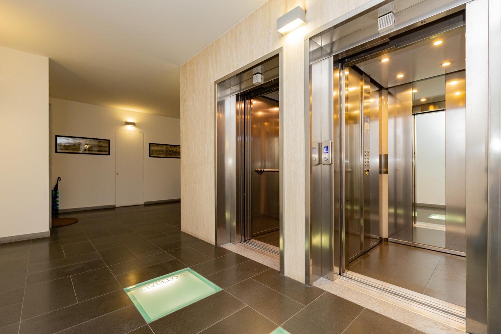 Premuda20 Milan Elegant Apartment Exteriör bild